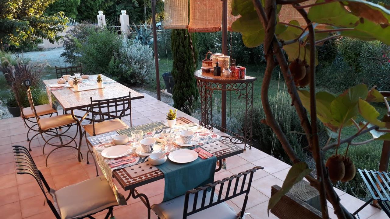 Villa Aigues Vives 博腾纳克 外观 照片