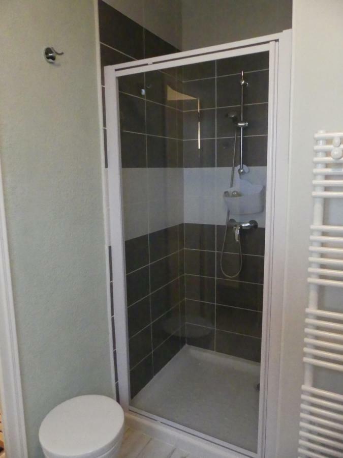 Villa Aigues Vives 博腾纳克 外观 照片