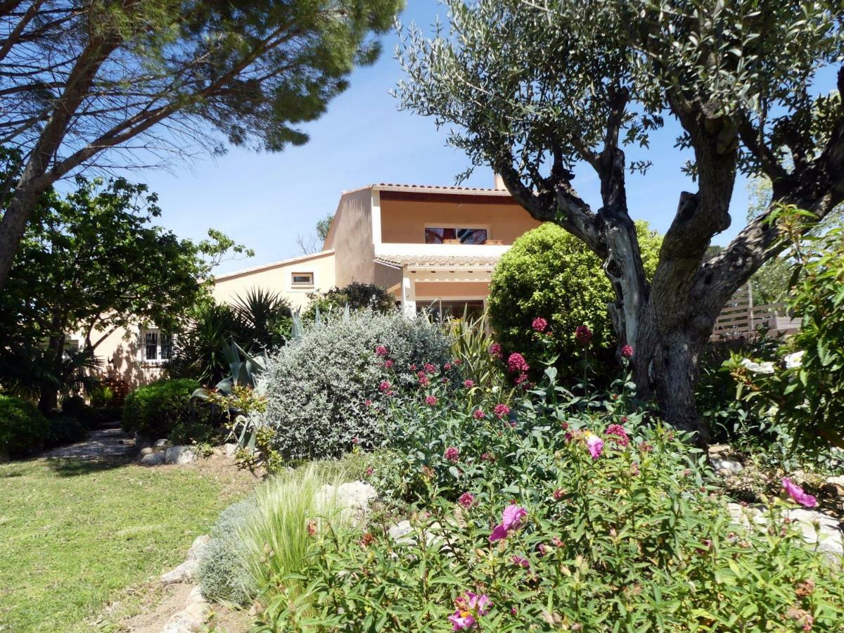 Villa Aigues Vives 博腾纳克 外观 照片