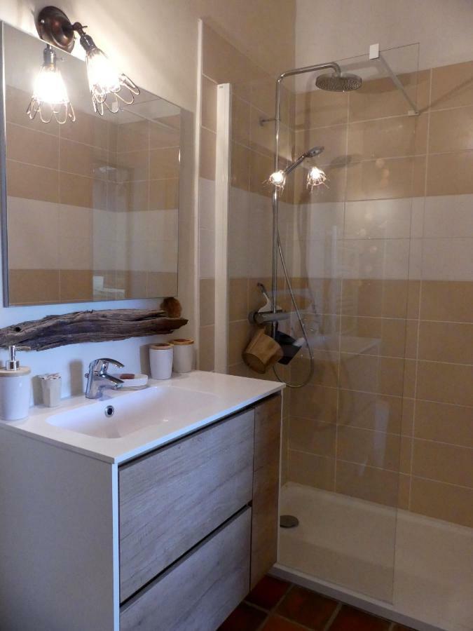 Villa Aigues Vives 博腾纳克 外观 照片